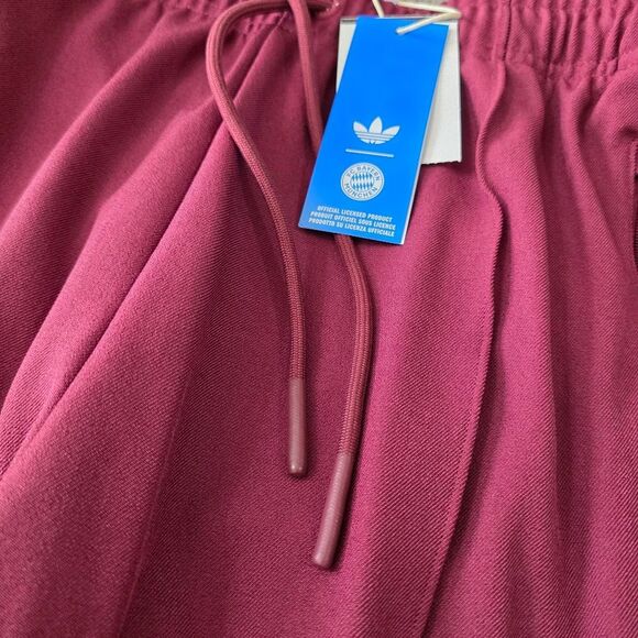 Adidas FC Bayern Munchen Terrace Icon Track Pants Red Gold JF0588 Men’s Size L - Picture 11 of 16